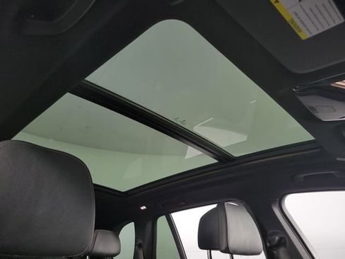 Used 2019 BMW X5 xDrive40i w/ Luxury Seating Package image 18