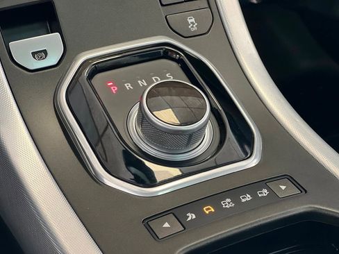 Used 2015 Land Rover Range Rover Evoque Dynamic image 29