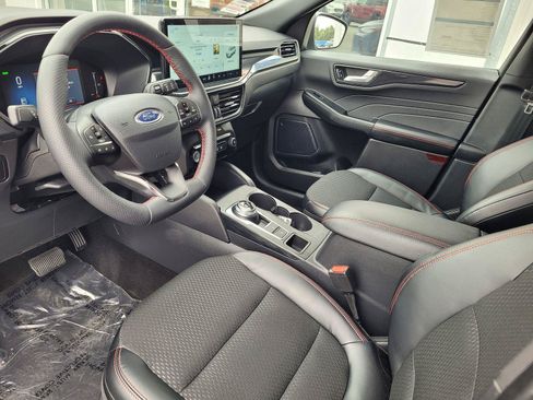 Used 2025 Ford Escape ST-Line Select w/ Tech Pack #1 AWD/4WD image 12