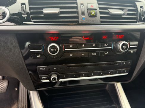 Used 2017 BMW X3 xDrive28i image 13