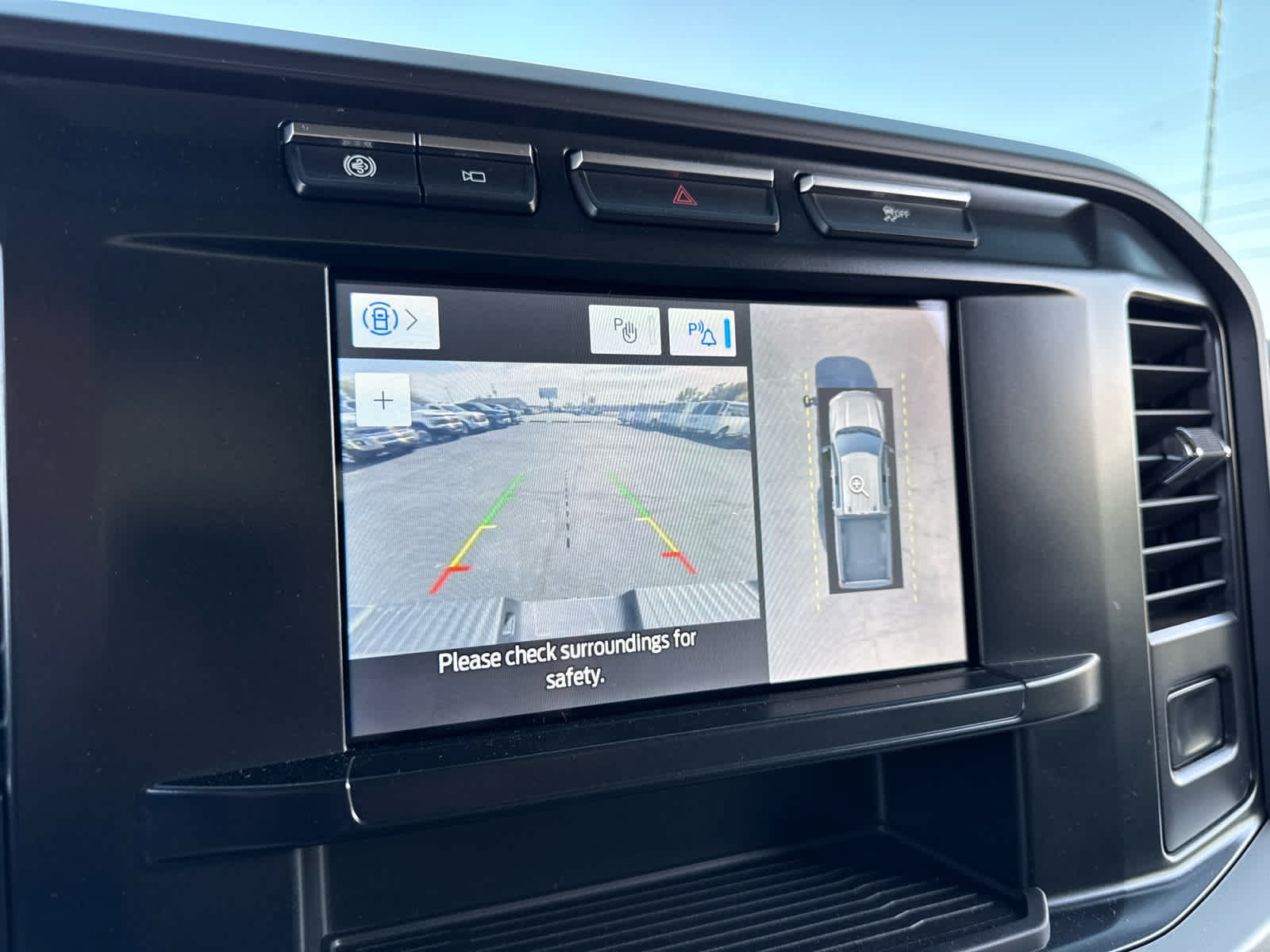 Used 2023 Ford F350 XLT w/ 360-Degree Camera Package AWD/4WD image 17