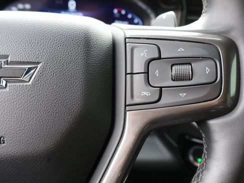 Used 2024 Chevrolet Silverado 1500 ZR2 w/ Technology Package image 38