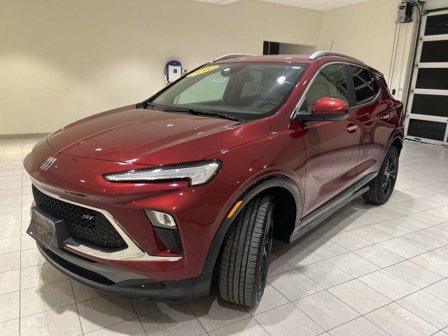 New 2025 Buick Encore GX Sport Touring w/ Comfort Package FWD image 1