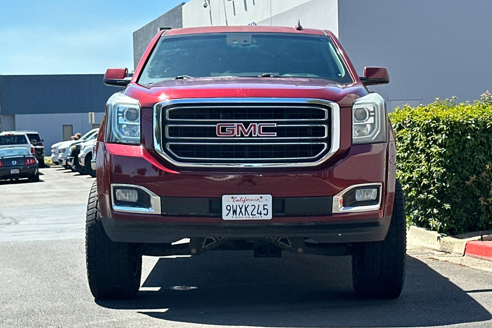 Used 2018 GMC Yukon XL SLE w/ SLE Value Package AWD/4WD image 9