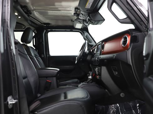 Used 2021 Jeep Wrangler Unlimited Rubicon w/ Safety Group image 11