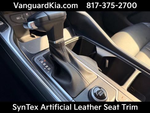 Used 2025 Kia Sorento S w/ Panoramic Sunroof Package FWD image 24