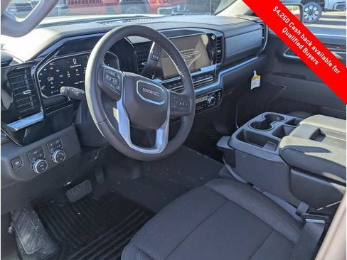 New 2026 GMC Sierra 1500 SLE w/ Preferred Package AWD/4WD image 15