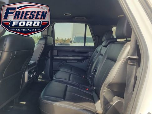 Used 2020 Ford Expedition Max XLT w/ Equipment Group 202A AWD/4WD image 22