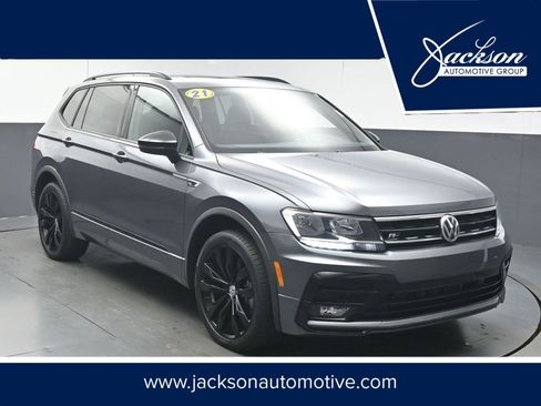 Used 2021 Volkswagen Tiguan SE R-Line image 1