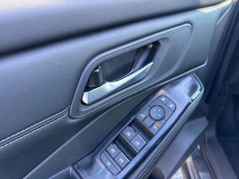 New 2026 Nissan Rogue Dark Armor image 13