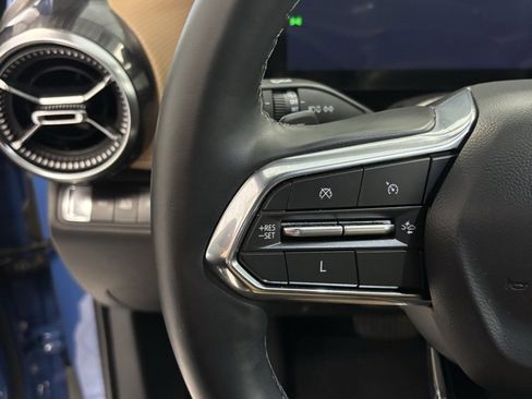 Certified 2025 Chevrolet Equinox ACTIV w/ Safety and Technology Package image 12