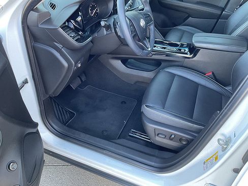 Used 2021 Buick Envision Essence image 12
