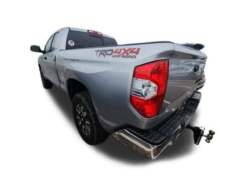 Used 2018 Toyota Tundra SR5 w/ TRD Off Road Package image 9