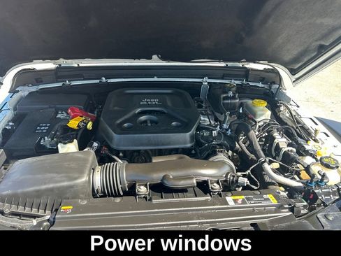 Used 2021 Jeep Wrangler Unlimited Rubicon AWD/4WD image 18