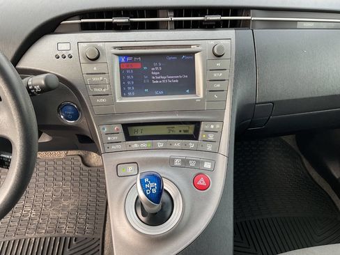Used 2012 Toyota Prius Three image 20