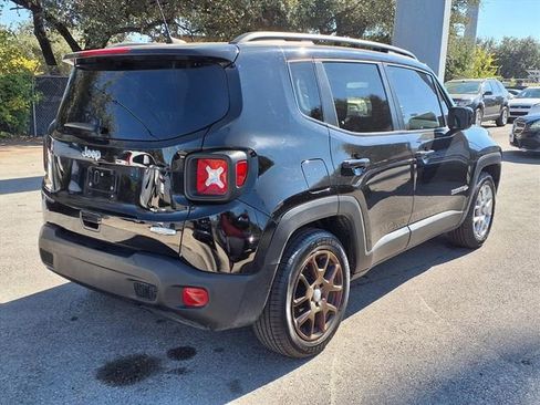 Used 2020 Jeep Renegade Latitude FWD image 6