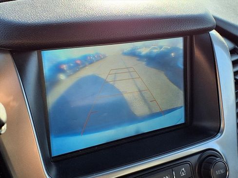 Used 2019 Chevrolet Tahoe LT image 19