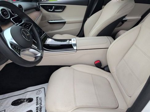 Used 2025 Mercedes-Benz C 300 Sedan image 24