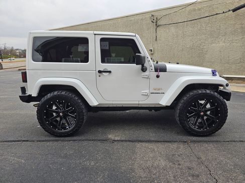 Used 2014 Jeep Wrangler Sahara w/ Dual Top Group image 7