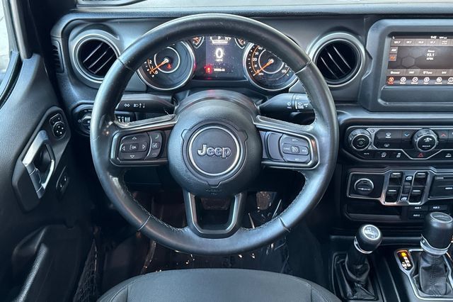 Used 2022 Jeep Gladiator Sport AWD/4WD image 16