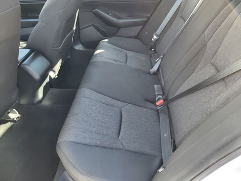 Used 2023 Honda Accord EX image 17