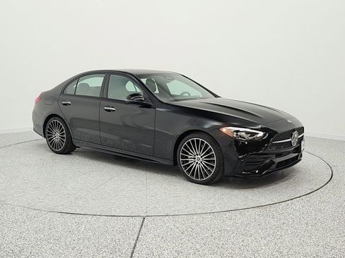 Used 2023 Mercedes-Benz C 300 Sedan image 3