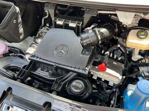 New 2025 Mercedes-Benz Sprinter 2500 image 28
