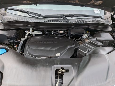 Used 2022 Honda Pilot Elite image 43