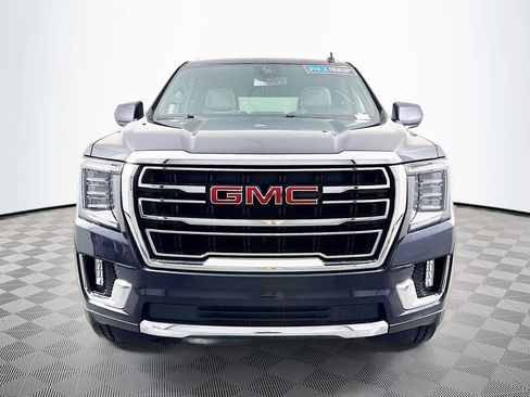 Used 2023 GMC Yukon SLT image 2