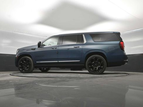 New 2026 GMC Yukon XL Denali w/ Denali Reserve Package AWD/4WD image 32