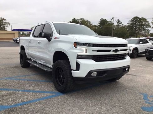 Used 2022 Chevrolet Silverado 1500 RST w/ LPO, Blackout Package image 7