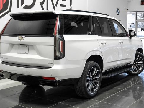 Used 2021 Cadillac Escalade Sport RWD image 9