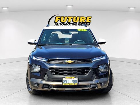 Certified 2021 Chevrolet TrailBlazer ACTIV w/ Convenience Package FWD image 2