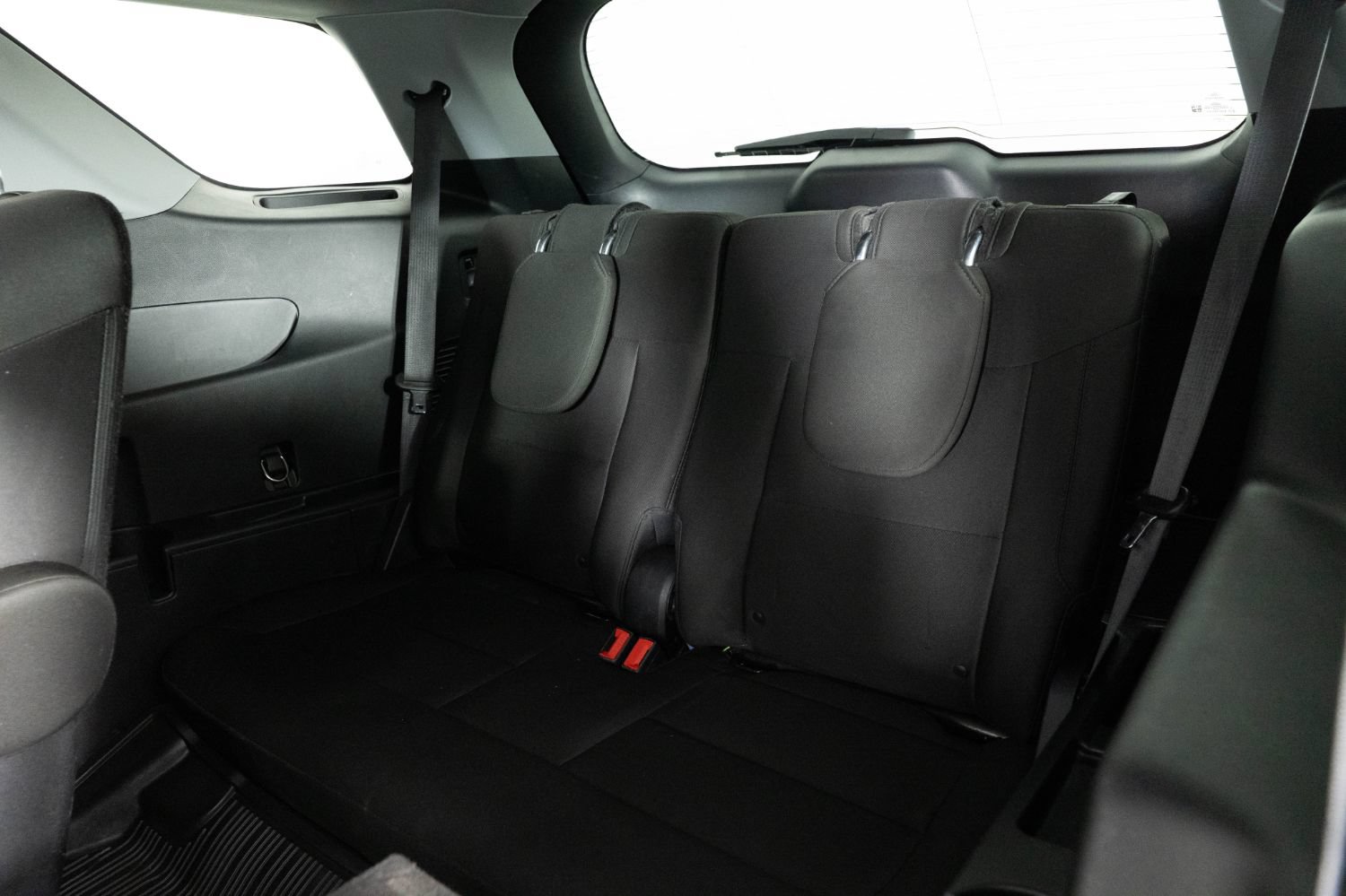 Used 2023 Ford Explorer XLT AWD/4WD image 21