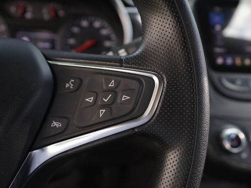 Used 2023 Chevrolet Malibu LT FWD image 18