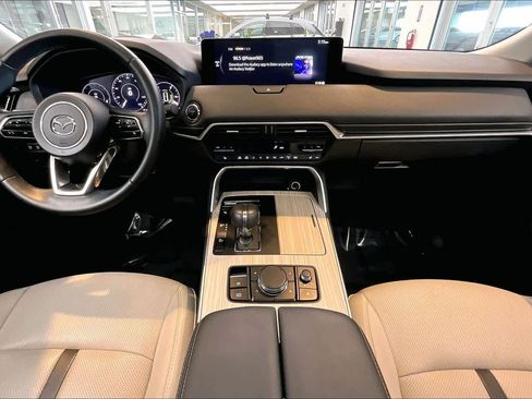 Used 2025 MAZDA CX-90 Plug-In Hybrid w/ Preferred image 16