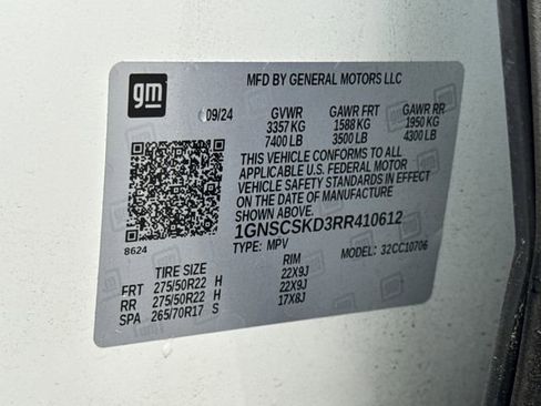 Used 2024 Chevrolet Tahoe Premier w/ Premium Package image 37