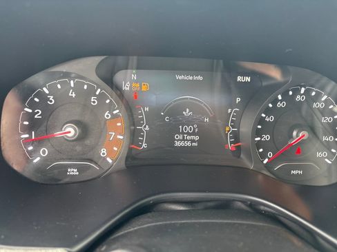 Used 2024 Jeep Compass Latitude AWD/4WD image 16
