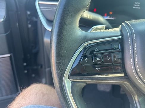 Used 2021 Jeep Grand Cherokee L Overland w/ Luxury Tech Group IV image 42