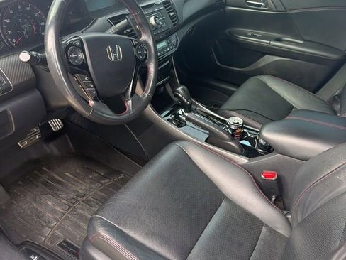 Used 2017 Honda Accord Sport Special Edition image 3