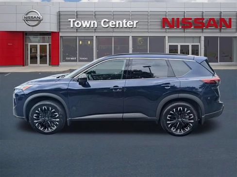 Used 2026 Nissan Rogue Dark Armor FWD image 4