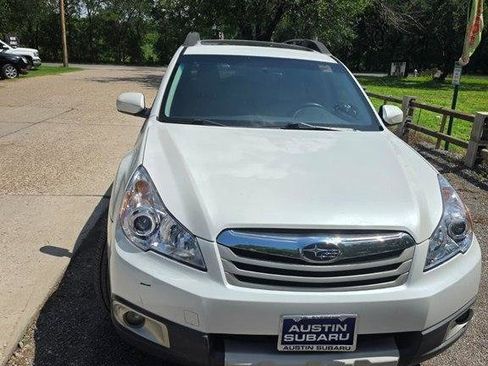 Used 2012 Subaru Outback 3.6R Limited AWD/4WD image 15