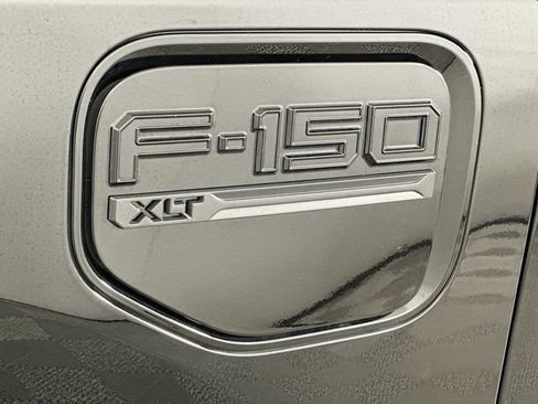 Used 2023 Ford F150 Lightning XLT AWD/4WD image 28