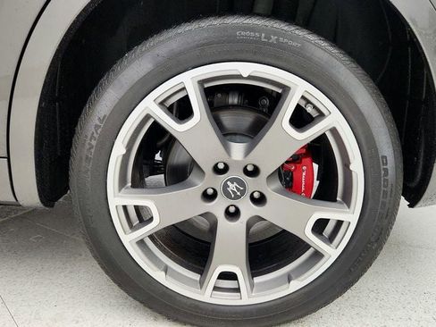 Used 2022 Maserati Levante GT image 9