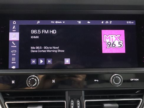 Used 2024 Porsche Macan GTS image 19