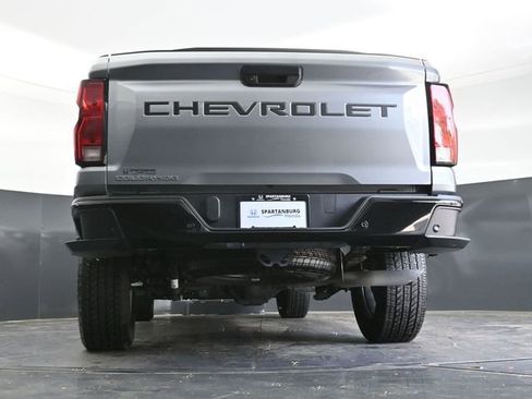 Used 2025 Chevrolet Colorado W/T RWD image 34