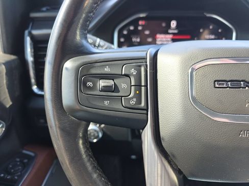 Used 2024 GMC Sierra 3500 Denali Ultimate AWD/4WD image 20