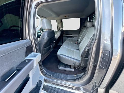 Used 2022 Ford F150 Lariat w/ FX4 Off-Road Package AWD/4WD image 27