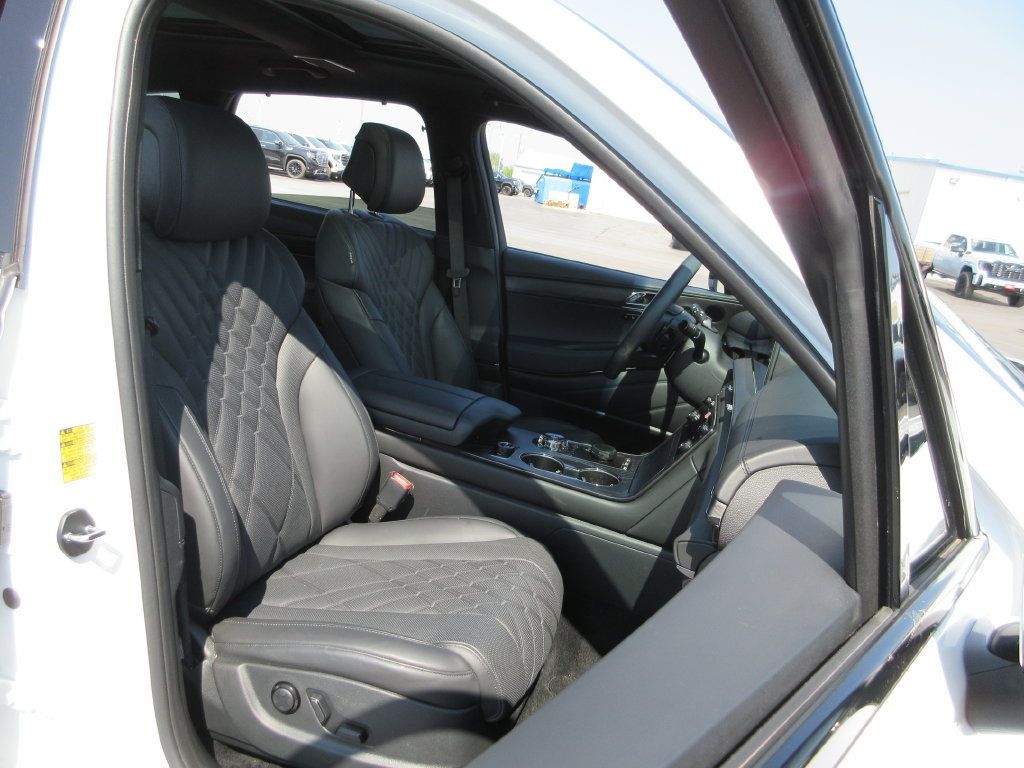 Used 2026 Genesis GV80 3.5T Prestige AWD/4WD image 22