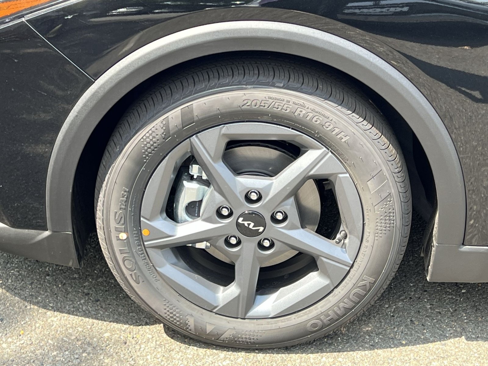 New 2026 Kia K4 FWD image 17